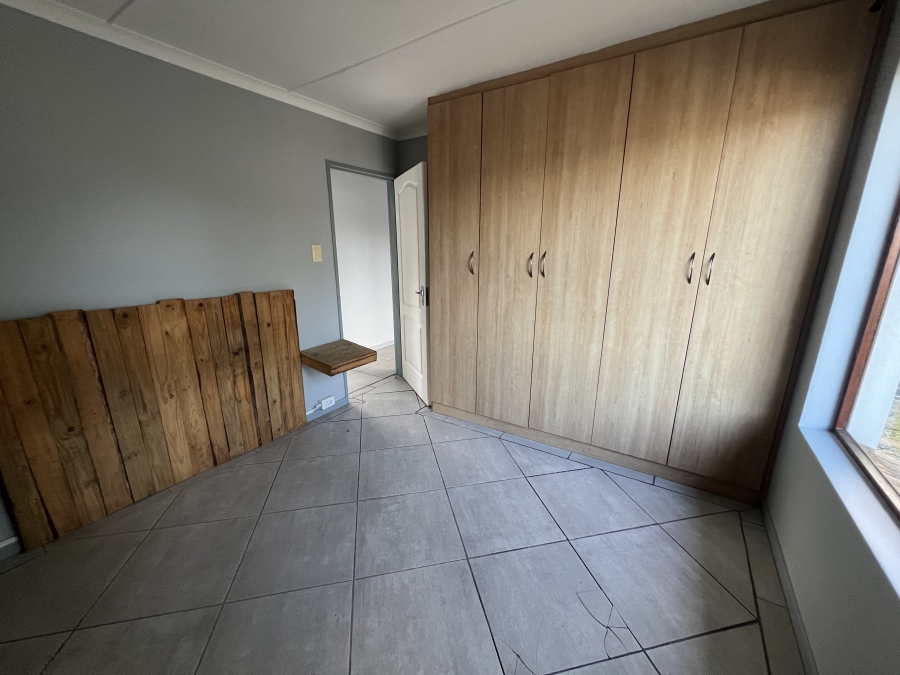 3 Bedroom Property for Sale in Nahoon Valley Park Eastern Cape